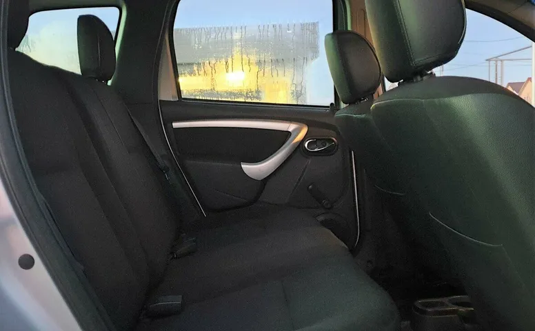 Nissan Terrano III (D10)