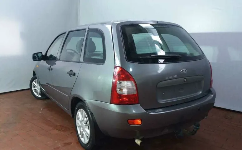 LADA (ВАЗ) KALINA 1.6 MT (81 л.с.)