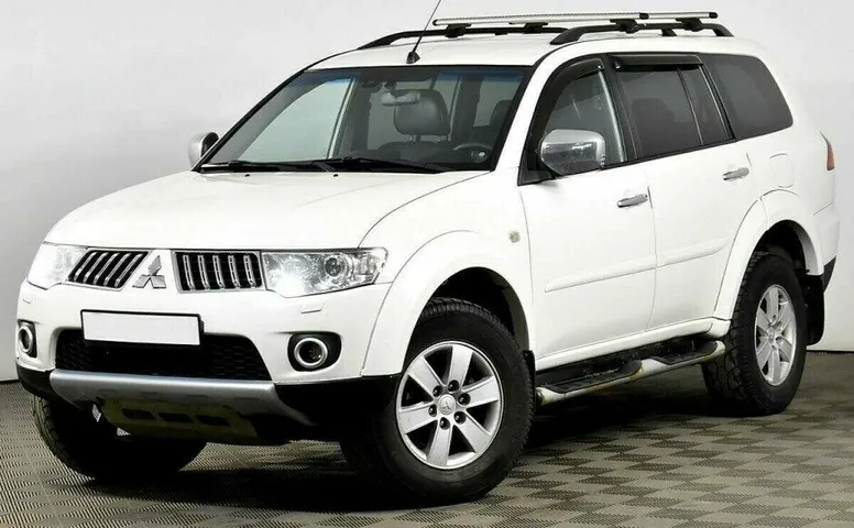 Mitsubishi Pajero Sport 3.0 Автомат