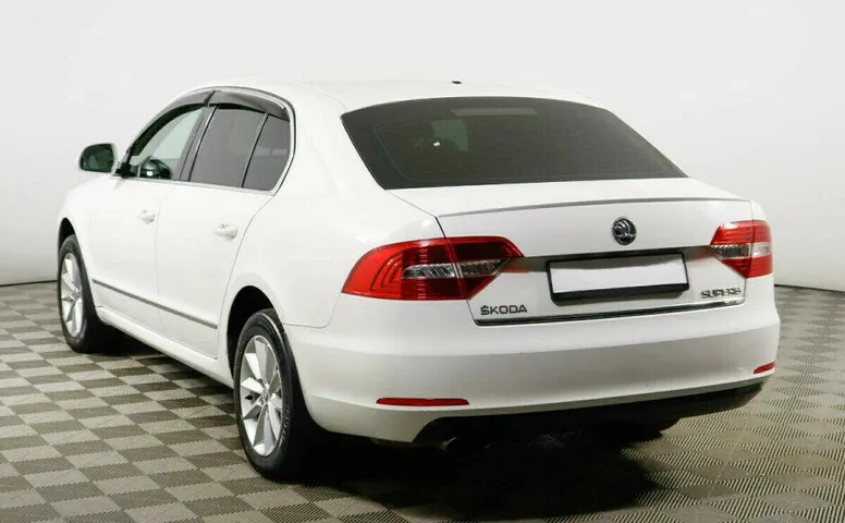 Skoda Superb 1.8 Робот