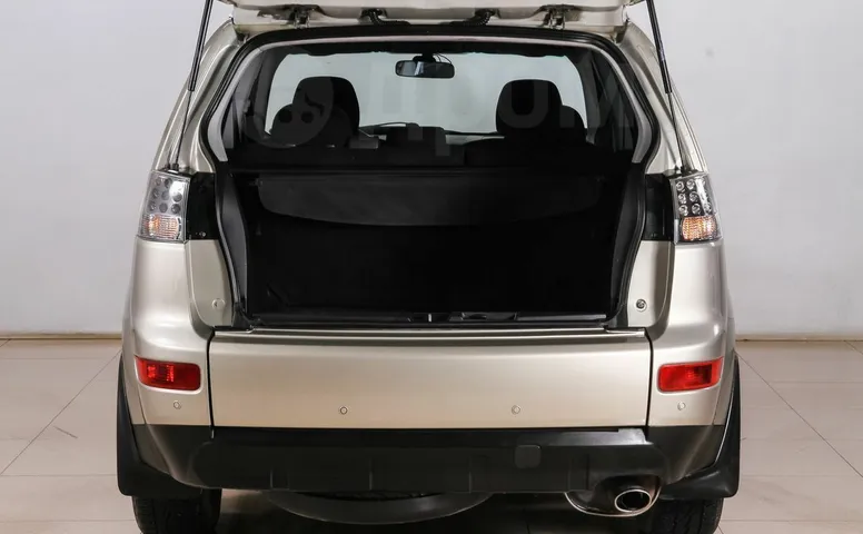 Mitsubishi Outlander, 2 поколение