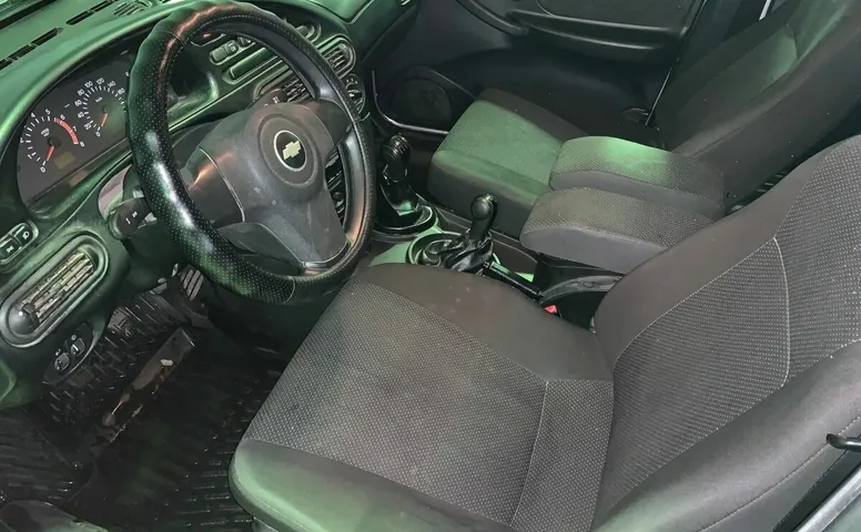 Chevrolet NIVA 1.7 MT (80 л.с.) 4WD