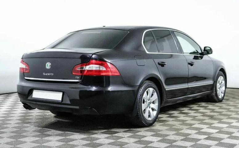 Skoda Superb 1.8 Автомат