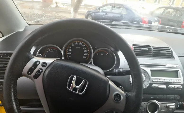 Honda Jazz I Рестайлинг
