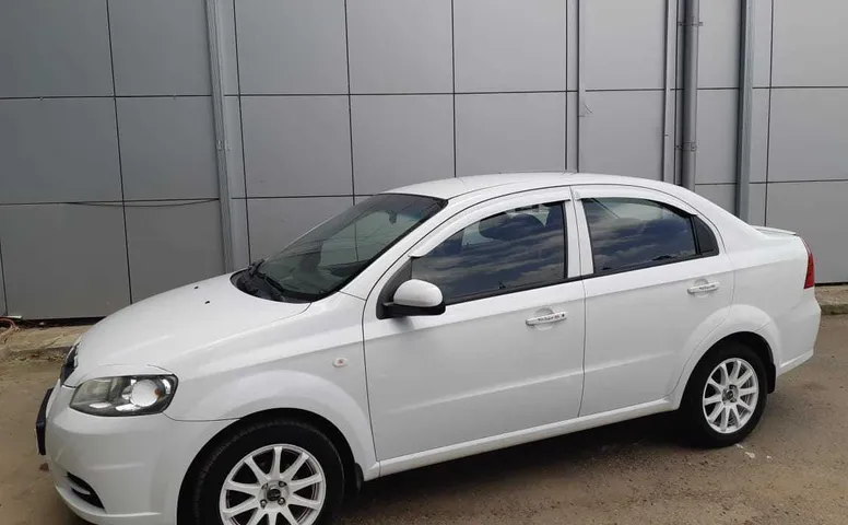 Chevrolet AVEO 1.4 MT (101 л.с.)