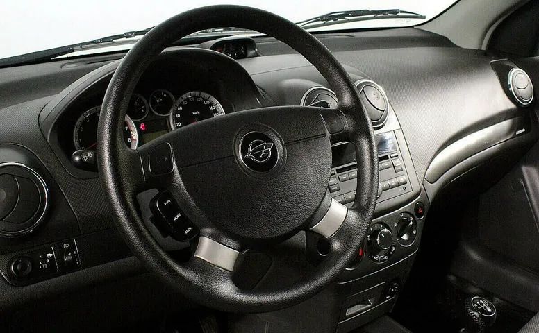Ravon Nexia R3 I