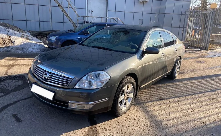 Nissan Teana