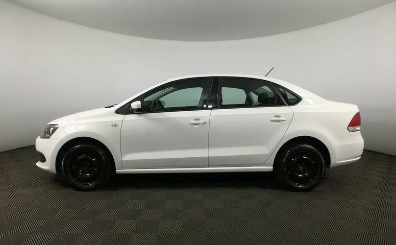 Volkswagen polo v