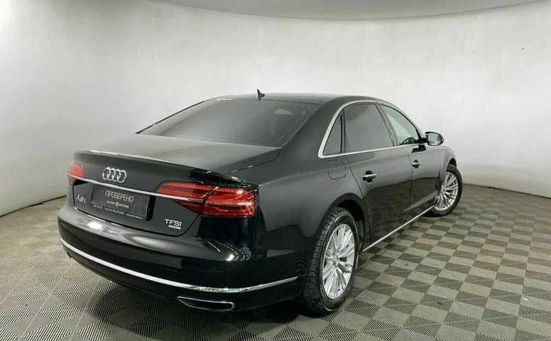 Audi a8