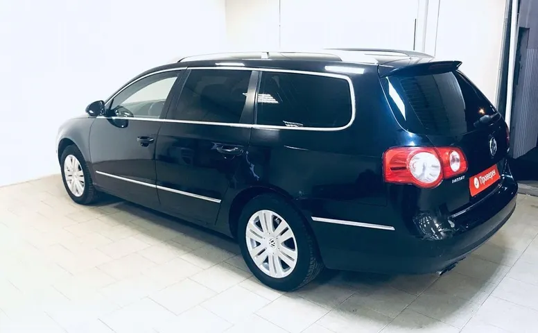 Volkswagen Passat (B6)