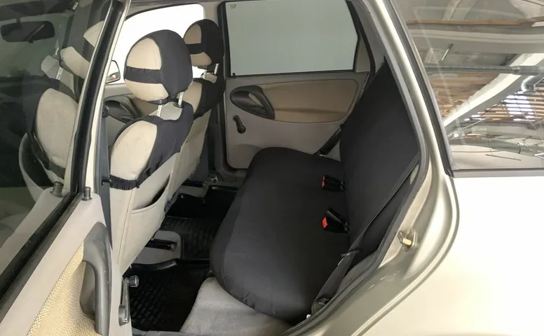 LADA (ВАЗ) KALINA 1.6 MT (81 л.с.)