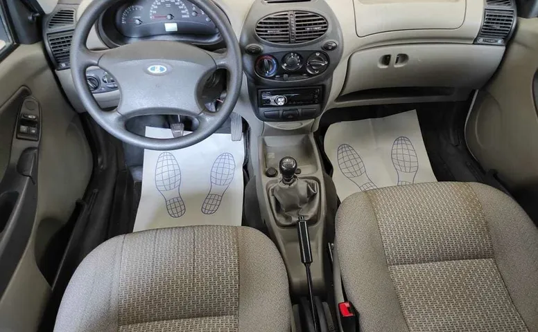 LADA (ВАЗ) KALINA 1.6 MT (81 л.с.)