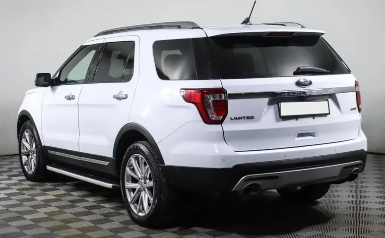 Ford Explorer