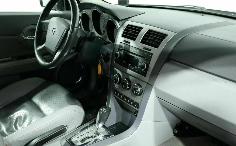 Dodge avenger