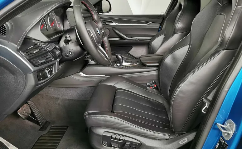 BMW X6 M 4.4 xDrive Steptronic (575 л.с.) Синий