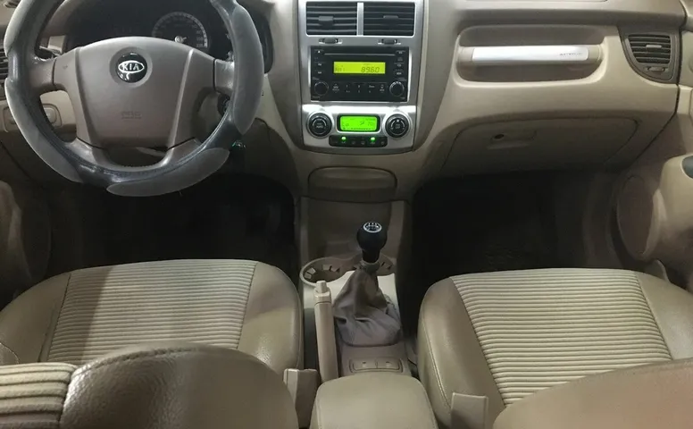 Kia SPORTAGE 2.0d MT (112 л.с.) 4WD