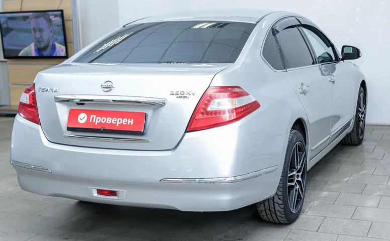 Nissan Teana II