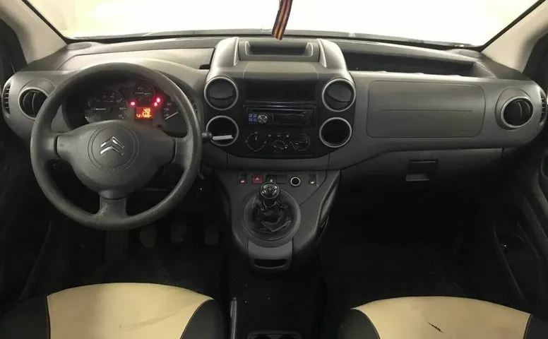 Citroen BERLINGO 1.6 MT (90 л.с.)