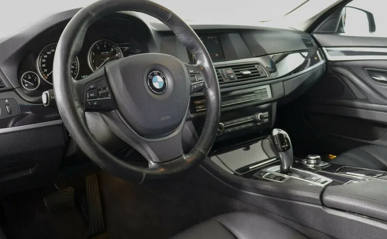BMW 5 серии VI (F10/F11/F07)