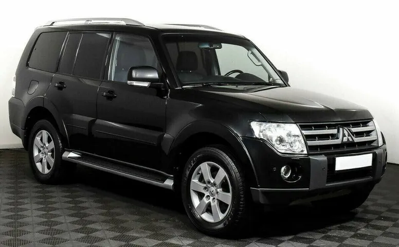 Mitsubishi Pajero 3.8 Автомат