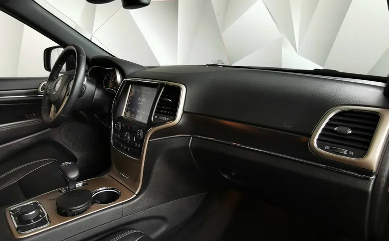 Jeep Grand Cherokee 3.6 AT AWD (286 л.с.) Черный