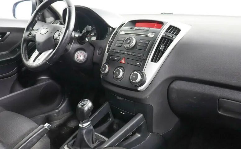 Kia Ceed I