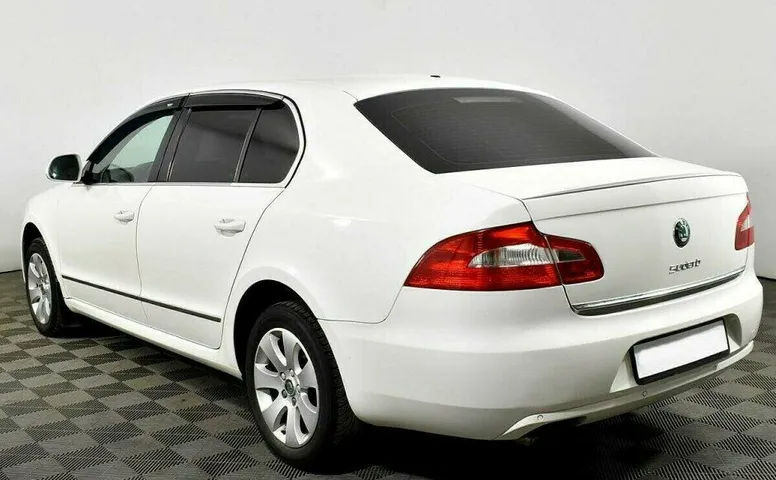 Skoda Superb 1.8 Автомат