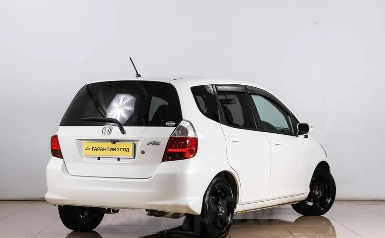 Honda Fit, 1 поколение, 2 рестайлинг