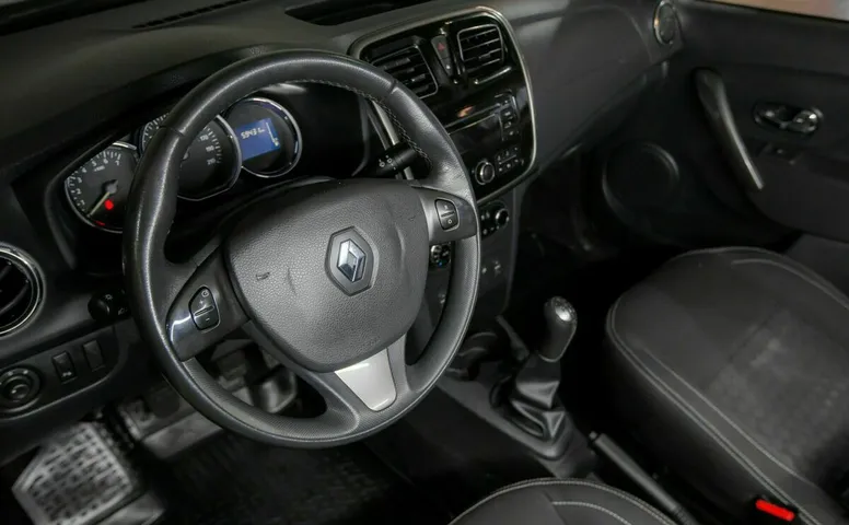 Renault logan