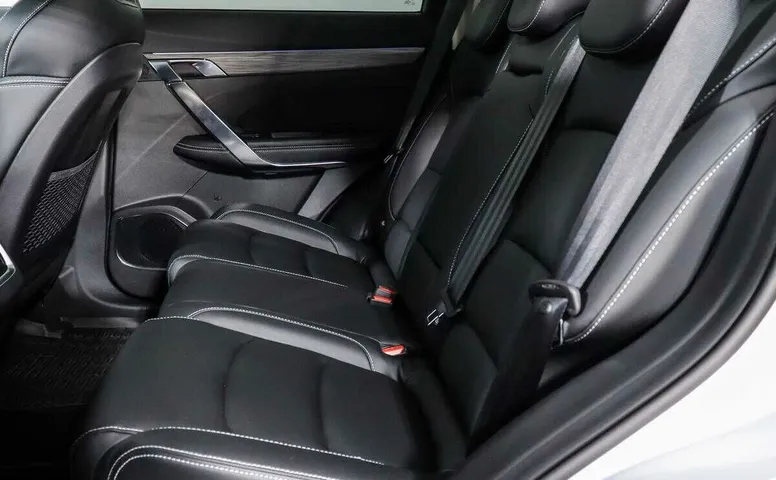 Geely atlas pro робот 2021 с пробегом 9 000 км