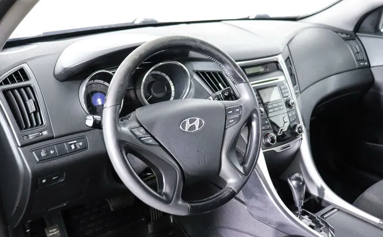 Hyundai Sonata 2.0 АКПП