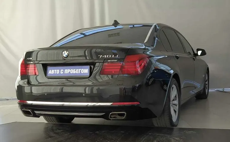 BMW 7ER 740Li xDrive 3.0 AT (320 л.с.) 4WD