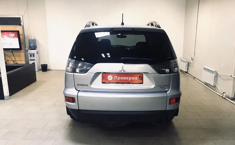 Mitsubishi Outlander II Рестайлинг