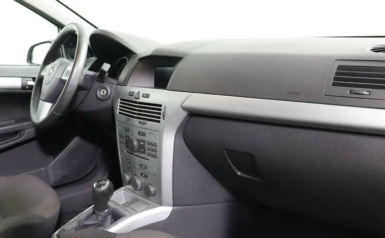 Opel Astra H Рестайлинг