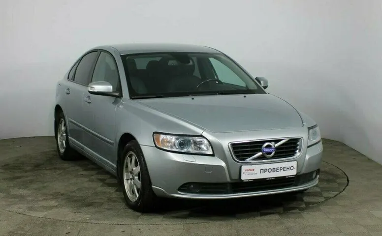 Volvo S40 2.0 Робот