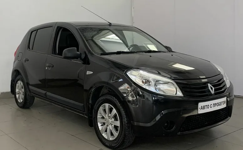 Renault SANDERO 1.4 MT (75 л.с.)