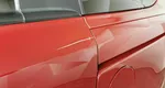 Kia Carnival 2.7 AT (186 л.с.) Красный