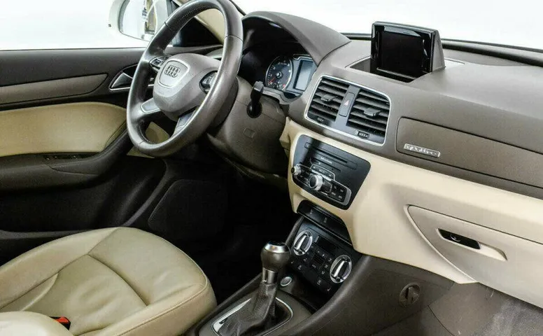 Audi Q3 2.0 Робот