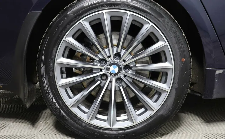 BMW 7 серия