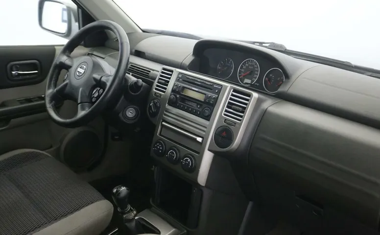 Nissan X-Trail I