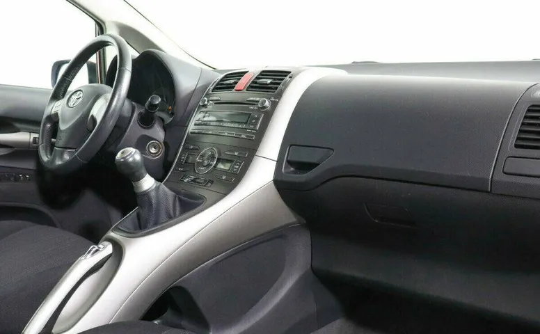 Toyota Auris 1.6 Механика