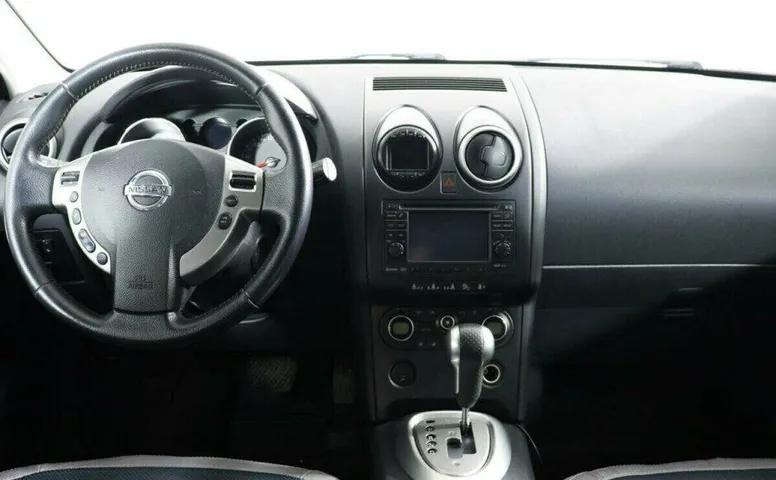 Nissan Qashqai 2.0 Вариатор