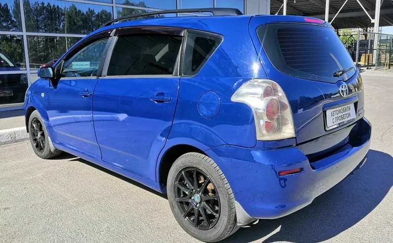 Toyota COROLLA_VERSO 1.8 AT (129 л.с.)