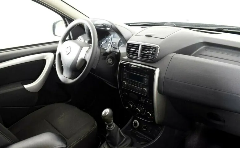 Nissan terrano