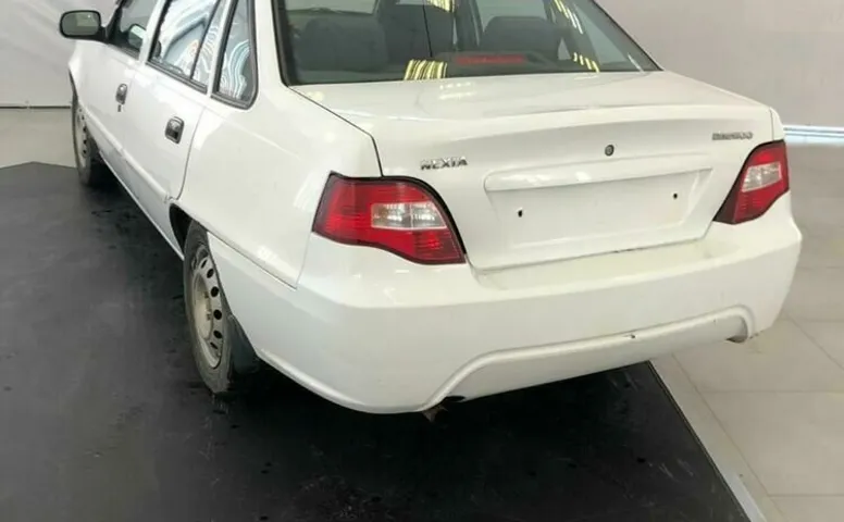 Daewoo NEXIA 1.5 MT (80 л.с.)