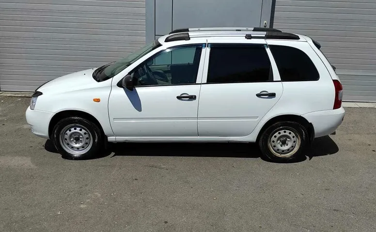 LADA (ВАЗ) KALINA 1.6 MT (81 л.с.)