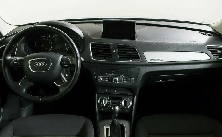 Audi Q3 2.0 Робот