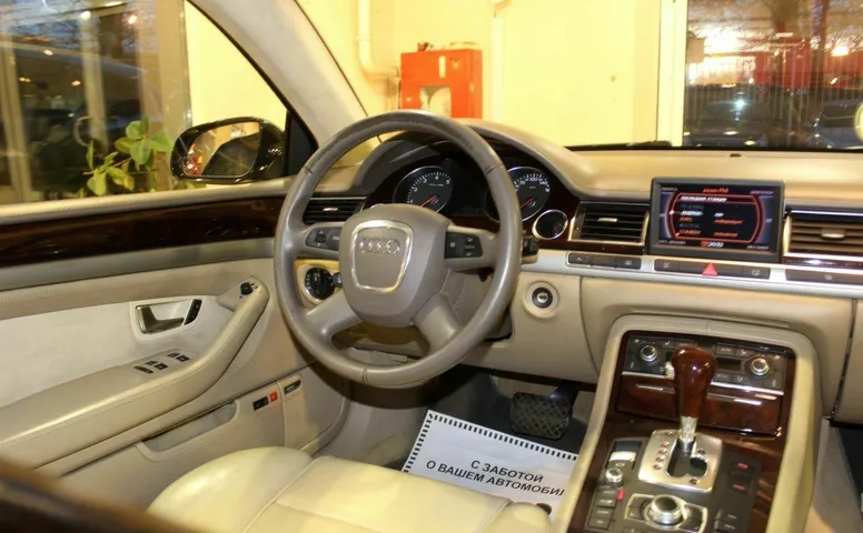 Audi A8 II (D3) Рестайлинг 2