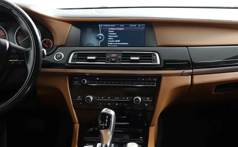 BMW 7 серия