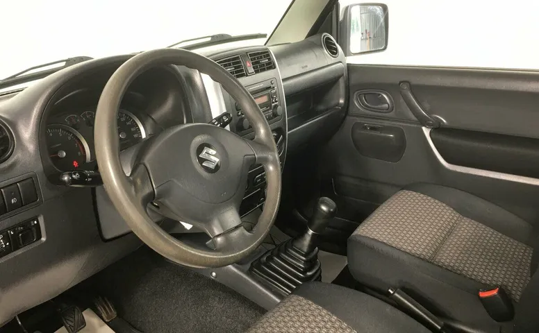 Suzuki Jimny III Рестайлинг 1